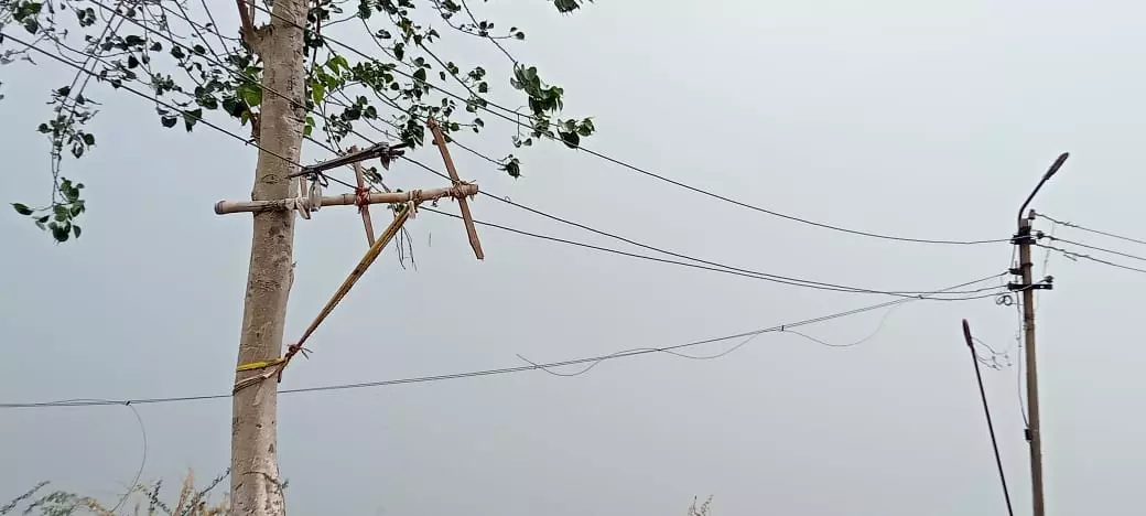 மின்விபத்து அபாயம் மின்விபத்து அபாயம்