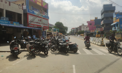 வாகனங்களால் இடையூறு