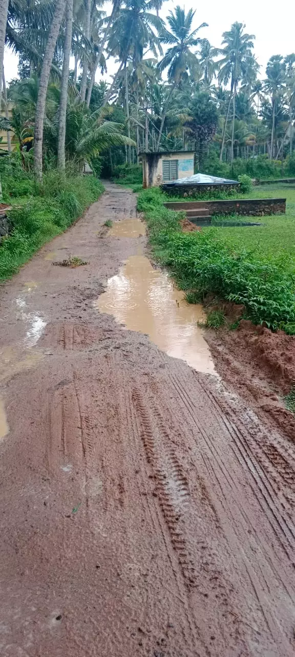 வாகன ஓட்டிகள் அவதி