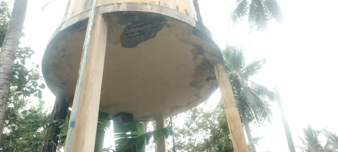 மேல்நிலை நீர்த்தேக்கதொட்டி சீரமைக்கப்படுமா? மேல்நிலை நீர்த்தேக்கதொட்டி சீரமைக்கப்படுமா?