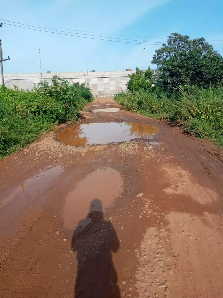 சாலை சரி செய்யப்படுமா?