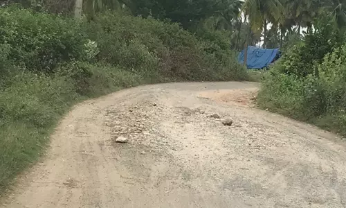 மோசமான சாலை மோசமான சாலை