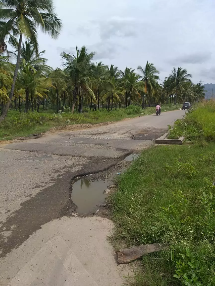 வாகன ஓட்டிகள் அவதி