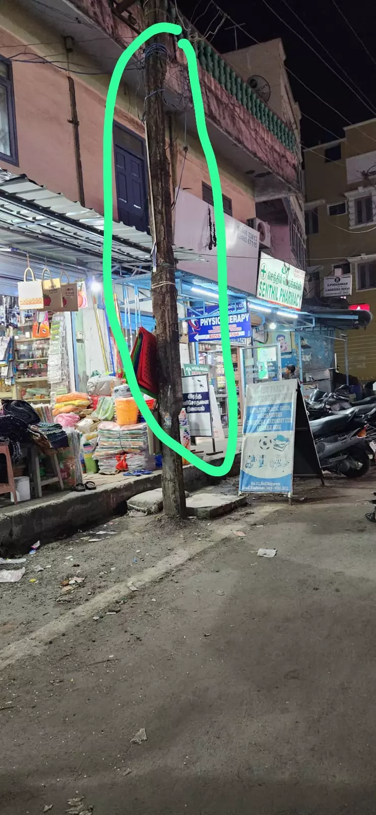 மின்கம்பம் மாற்றப்படுமா? மின்கம்பம் மாற்றப்படுமா?