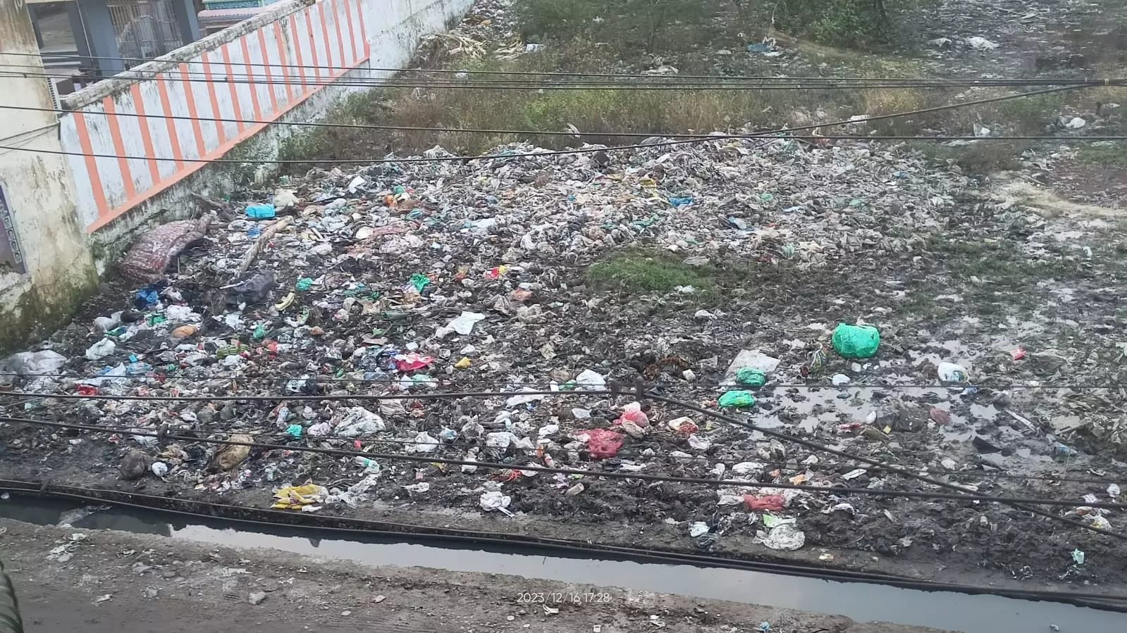 குப்பை கொட்டுவது தடுக்கப்படுமா?