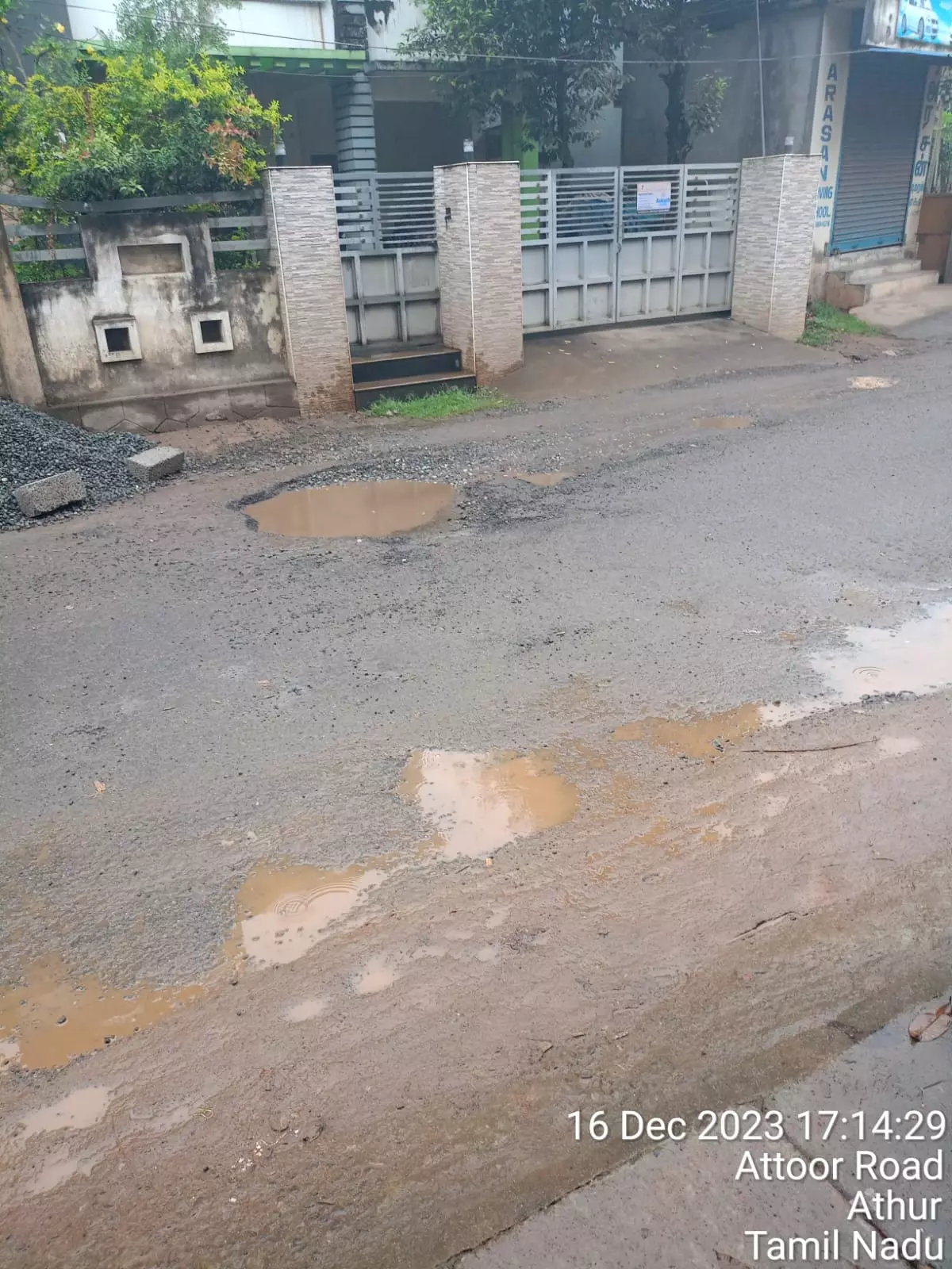 மாணவர்கள் அவதி