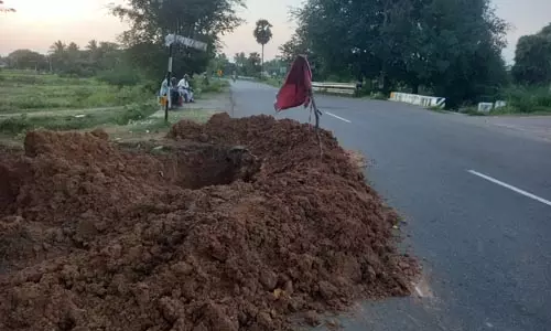 பள்ளத்தால் விபத்து அபாயம்