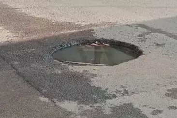 பாதாள சாக்கடையில் உடைப்பு