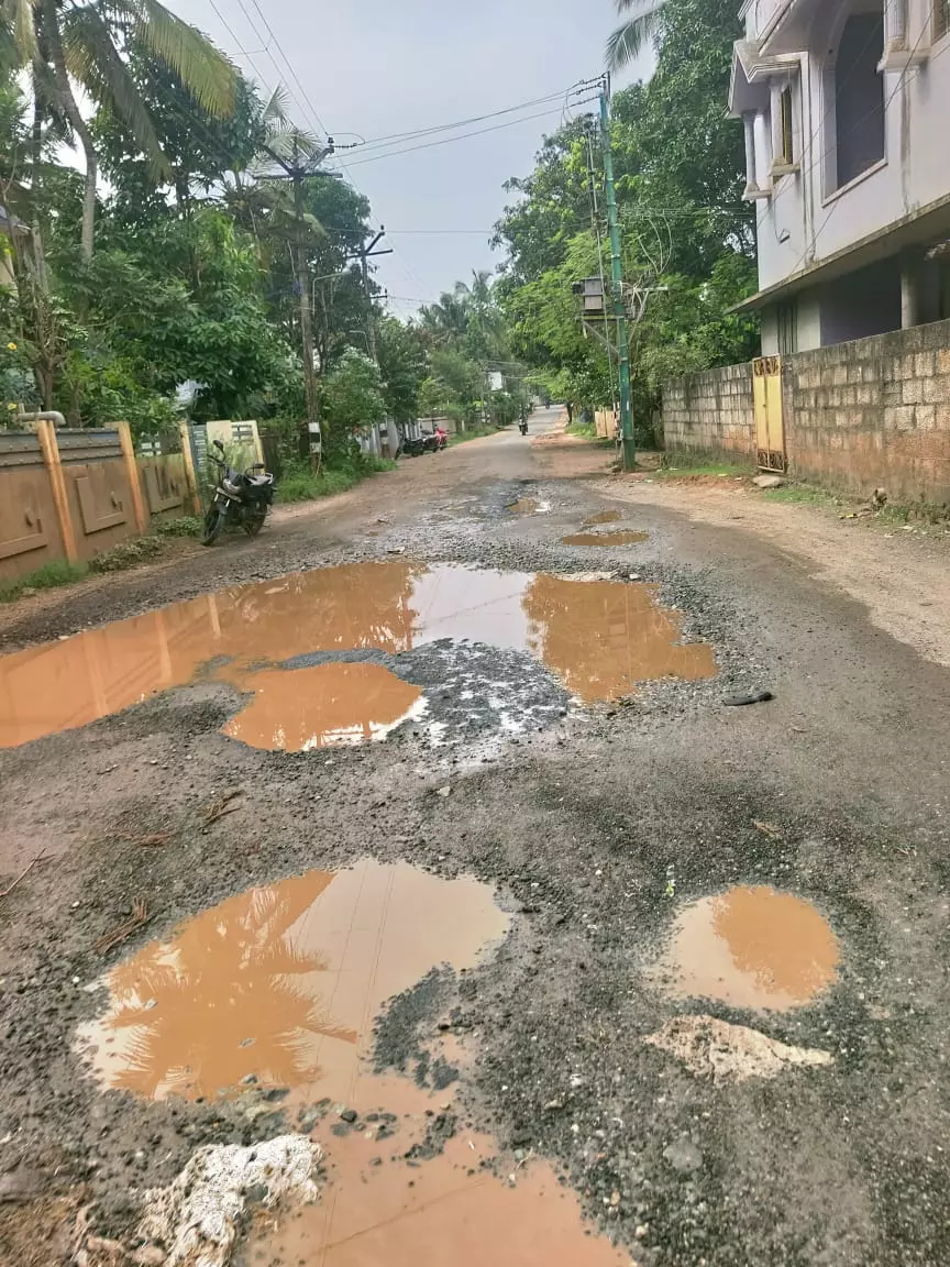 வாகன ஓட்டிகள் அவதி