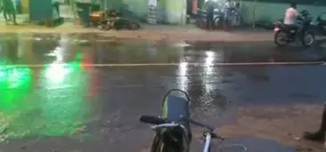 வாகன ஓட்டிகள் அவதி வாகன ஓட்டிகள் அவதி