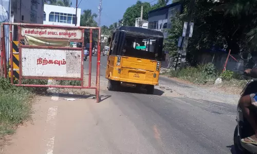 வாகன ஓட்டிகள் அவதி