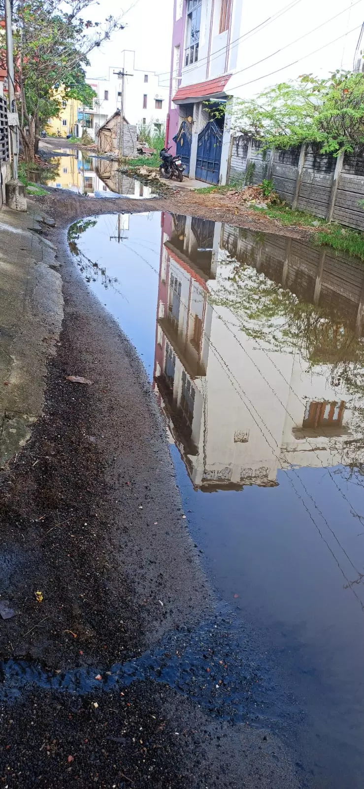 தேங்கிய மழைநீர் அகற்றப்படுமா? தேங்கிய மழைநீர் அகற்றப்படுமா?