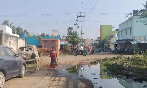 தேங்கிய கழிவுநீர் தேங்கிய கழிவுநீர்