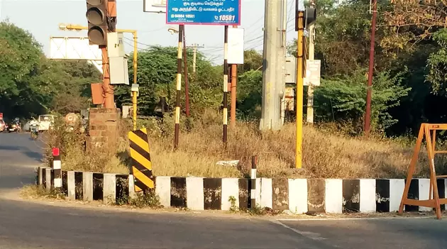 ரவுண்டானா அழகுபடுத்தப்படுமா?