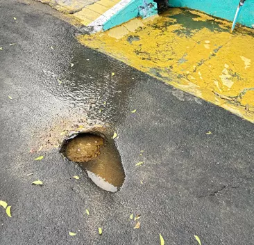 வீணாகும் குடிநீர் வீணாகும் குடிநீர்