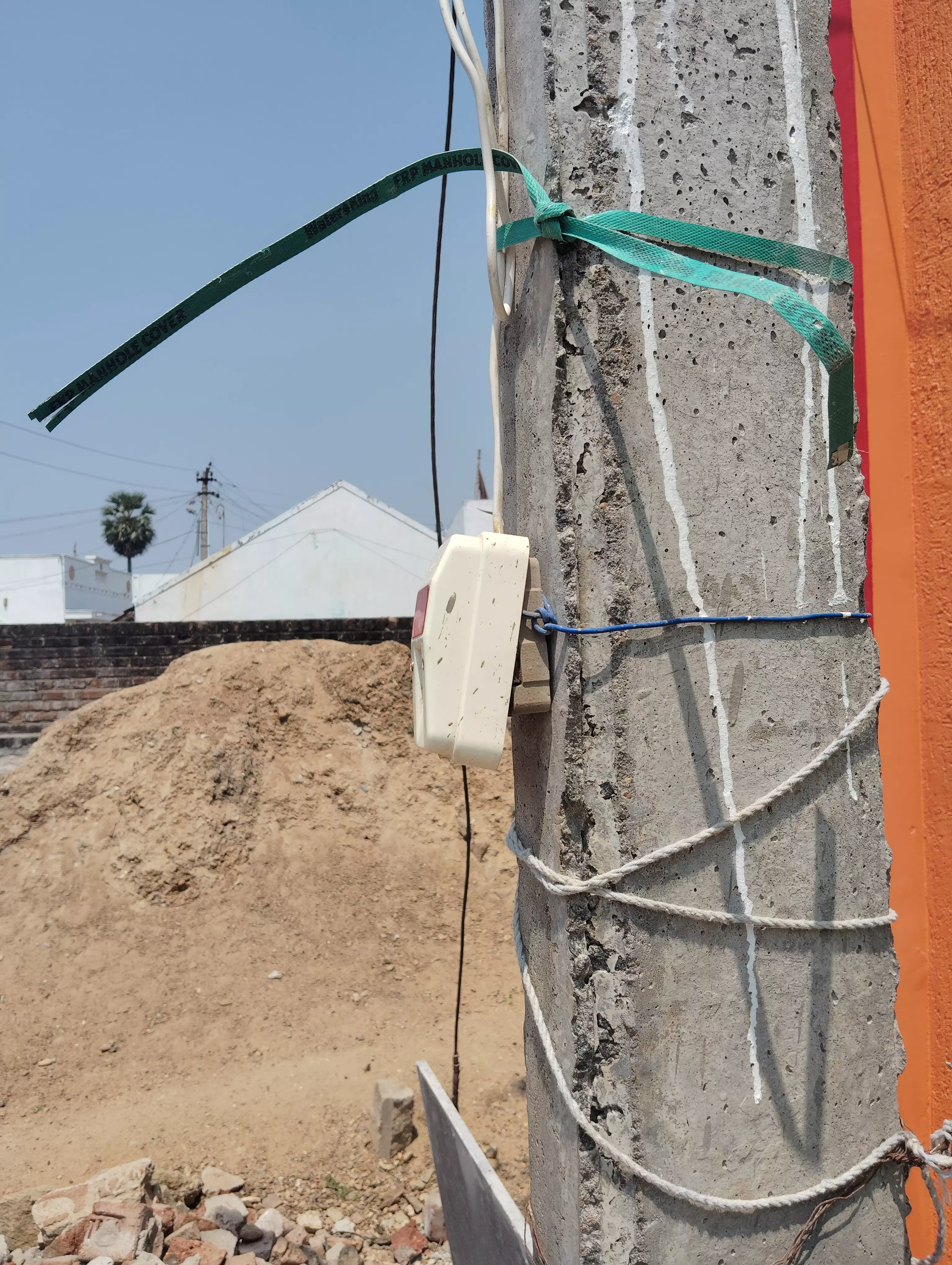 எரியாத தெருவிளக்குகள்