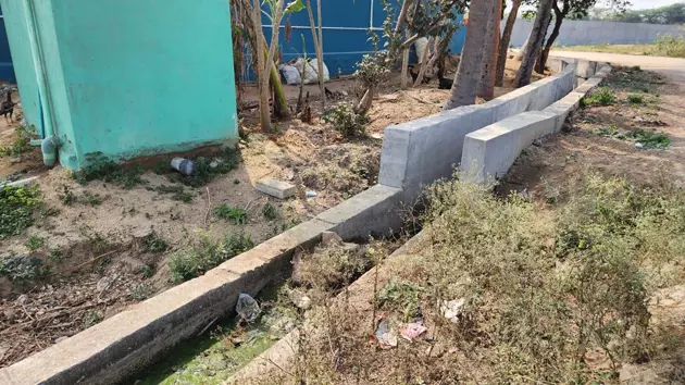 பயன்பாட்டுக்கு வராத கால்வாய் பயன்பாட்டுக்கு வராத கால்வாய்