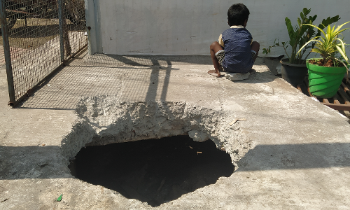 பள்ளத்தால் அபாயம்