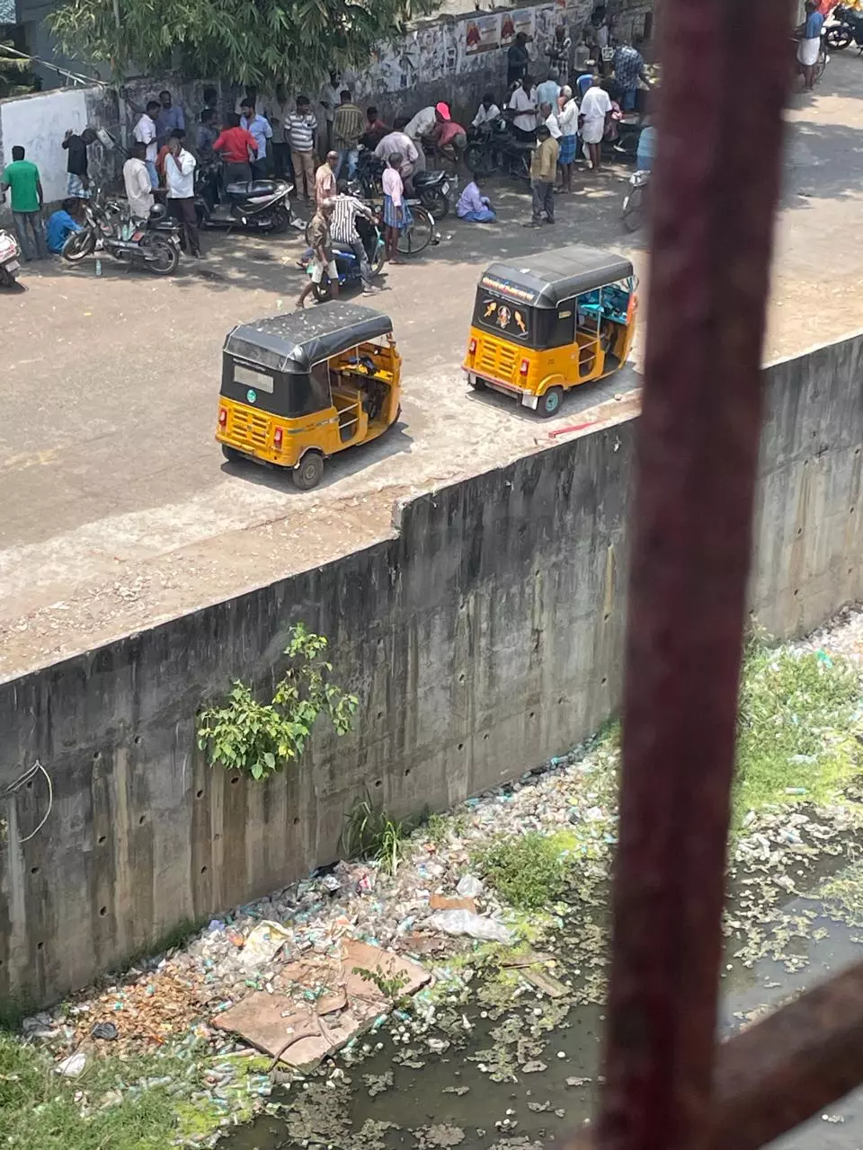 பொதுமக்கள் கோரிக்கை பொதுமக்கள் கோரிக்கை