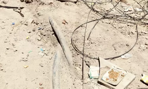 அபாயகரமான மின் கேபிள் அபாயகரமான மின் கேபிள்