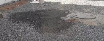 பாதாள சாக்கடையில் உடைப்பு பாதாள சாக்கடையில் உடைப்பு