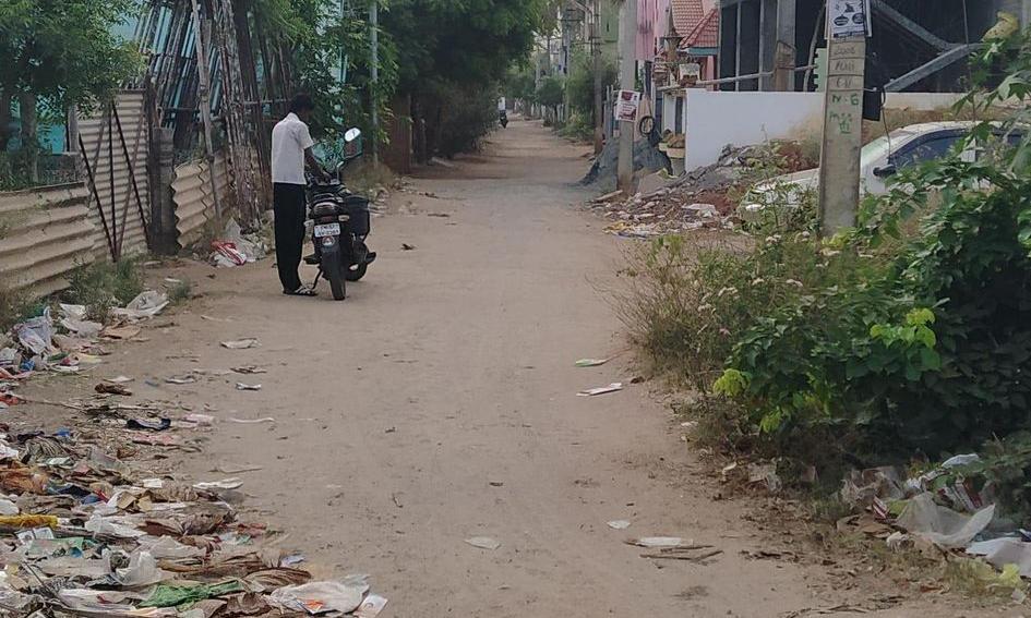 தார்சாலை அமைக்க வேண்டும்