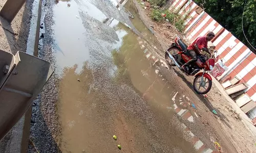 கழிவுநீர் குழாய் சேதம் கழிவுநீர் குழாய் சேதம்