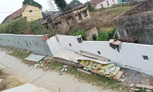 புதிய சுவர் வேண்டும்