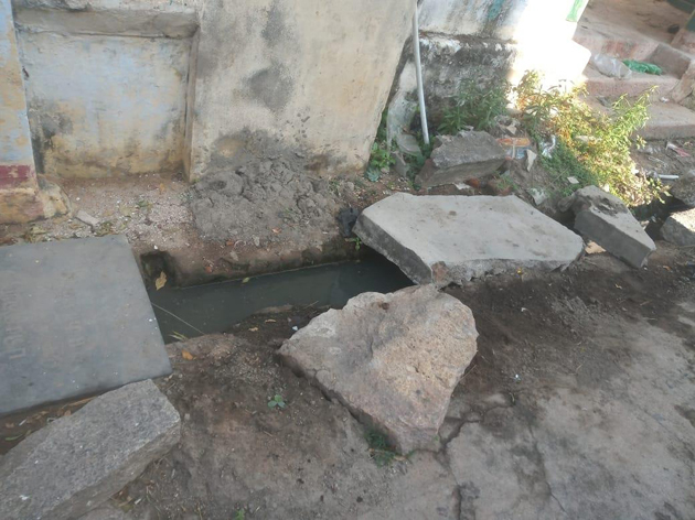 கால்வாய் தூர்வார வேண்டும்