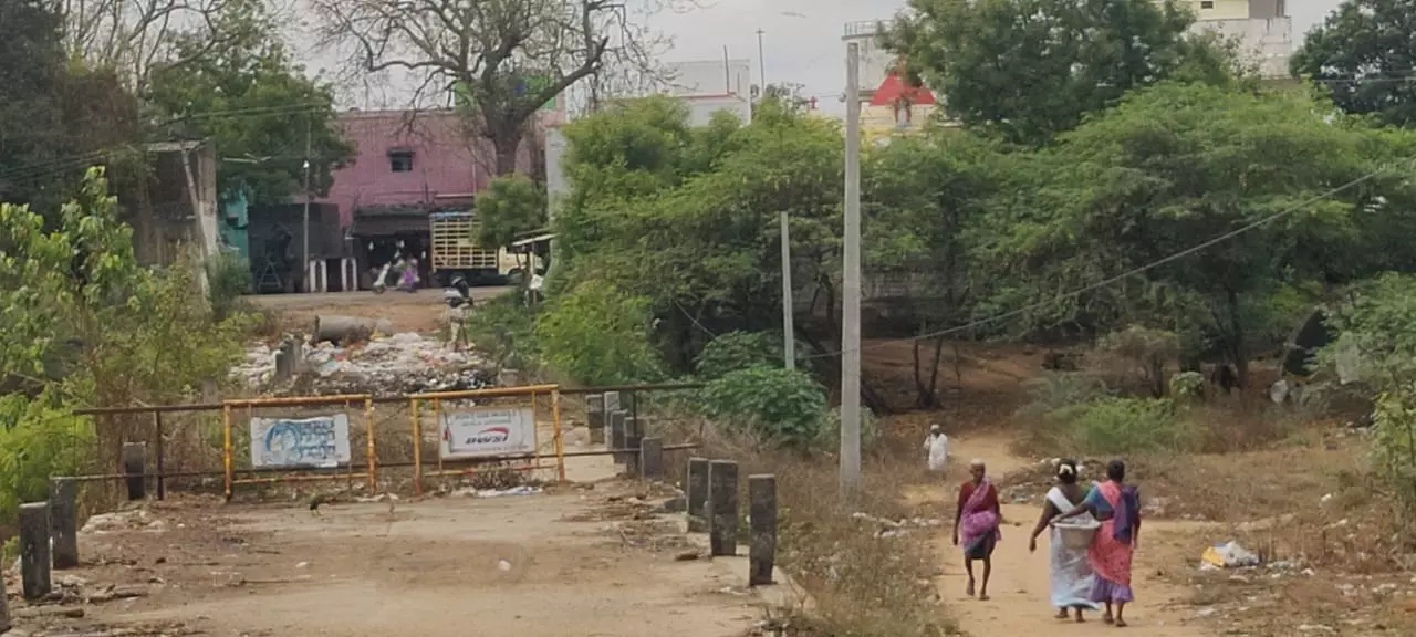 தரைபாலம் சீரமைக்கப்படுமா?