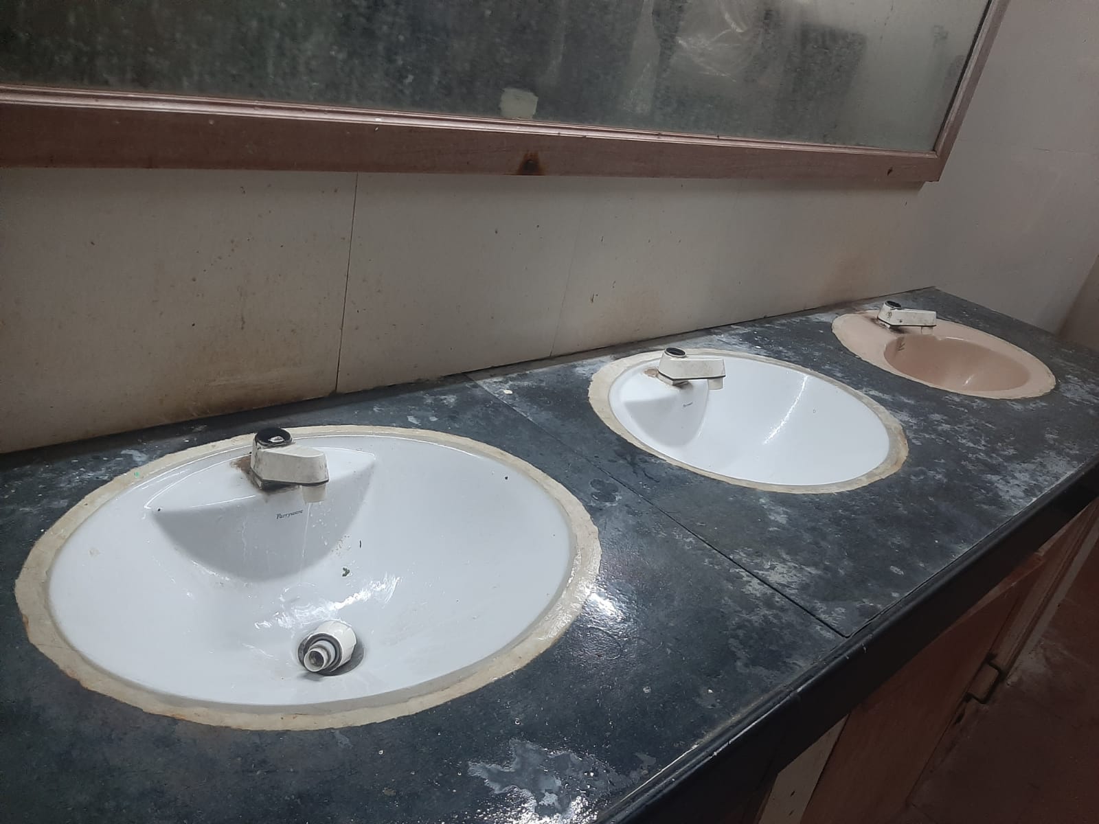 மாநகராட்சி நடவடிக்கை எடுக்குமா?