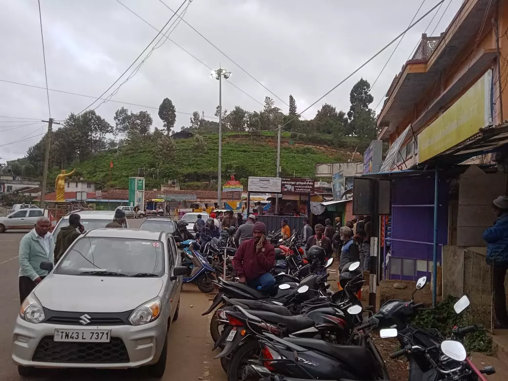 போக்குவரத்துக்கு இடையூறு