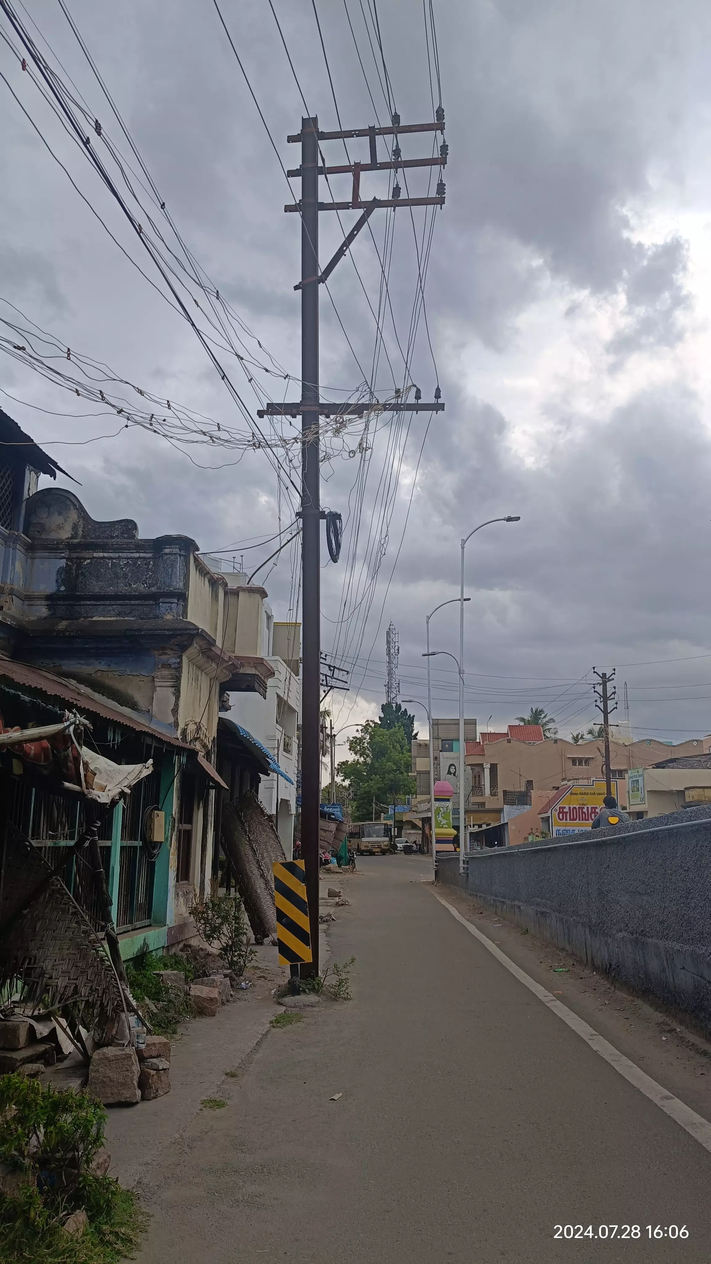 போக்குவரத்து இடையூறு போக்குவரத்து இடையூறு