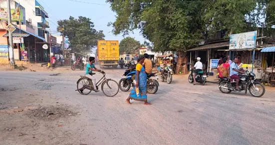 வேகத்தடை அமைக்கப்படுமா? வேகத்தடை அமைக்கப்படுமா?