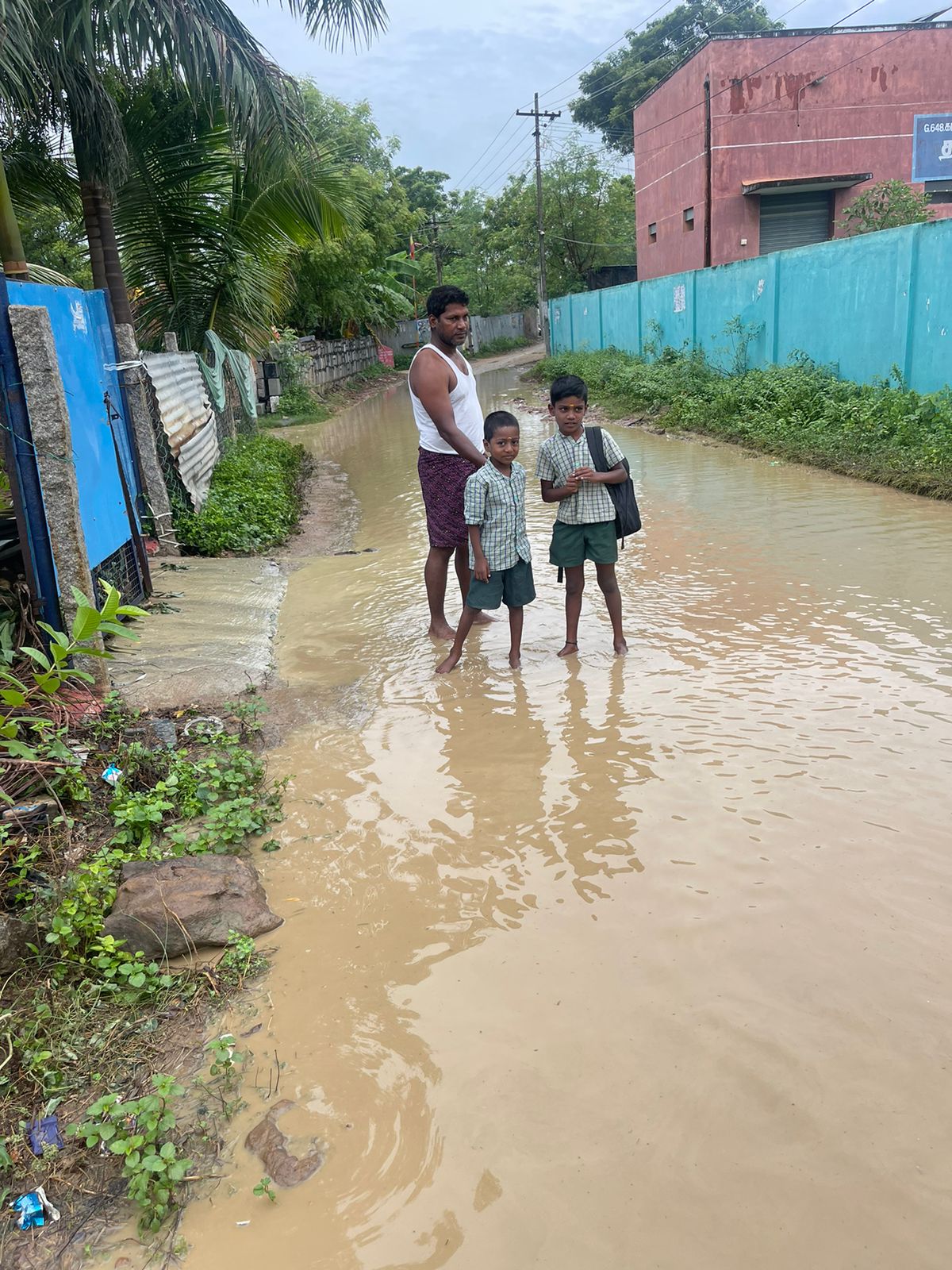 மாணவர்கள் அவதி