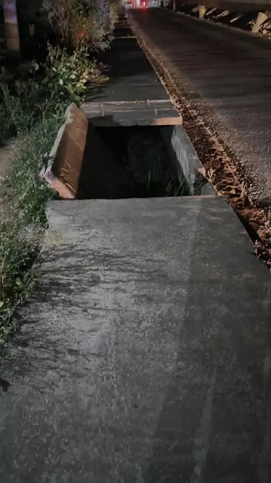 சிமெண்டு சிலாப் சேதம் சிமெண்டு சிலாப் சேதம்