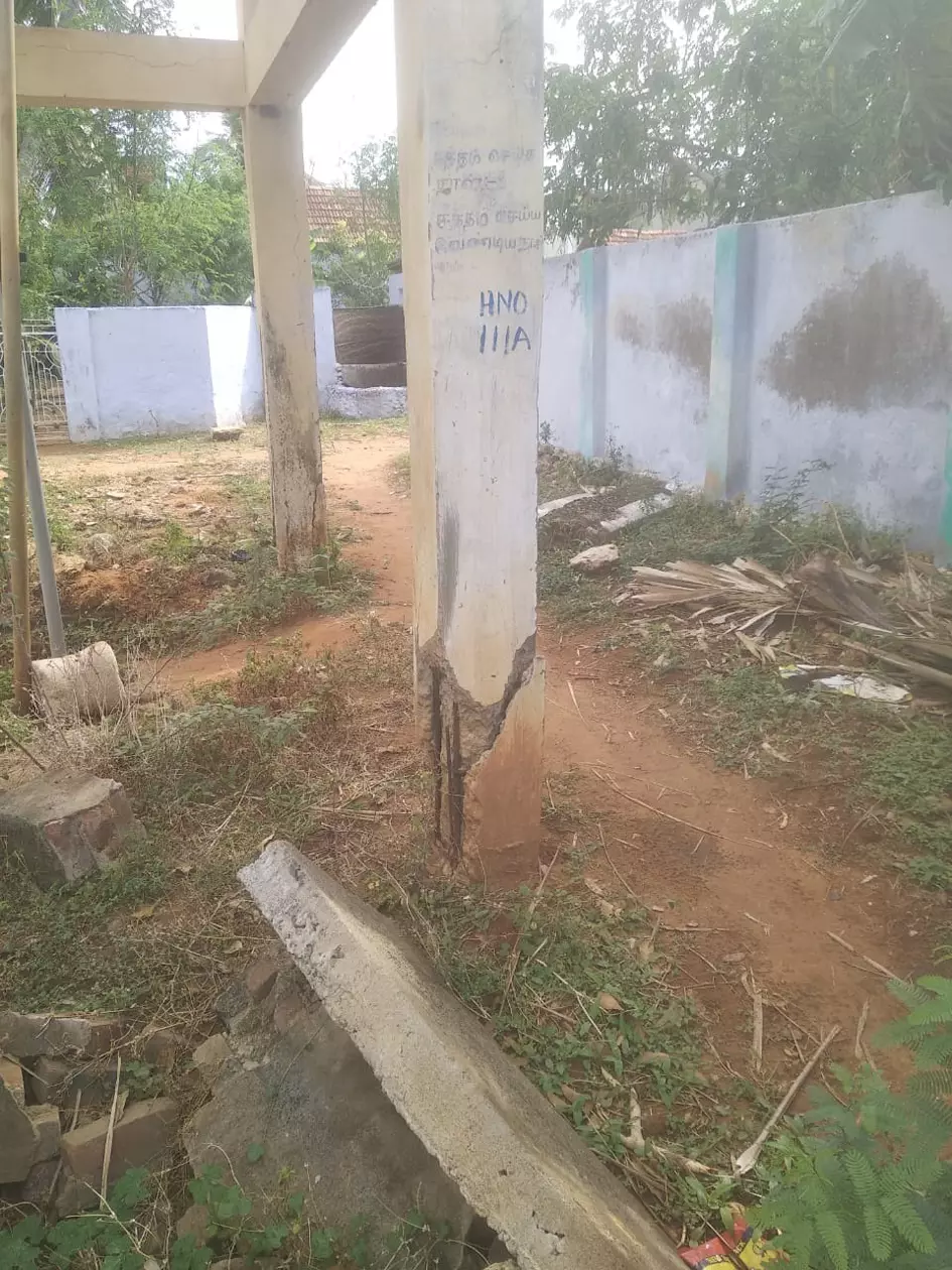 ஆபத்தான குடிநீர் தொட்டி