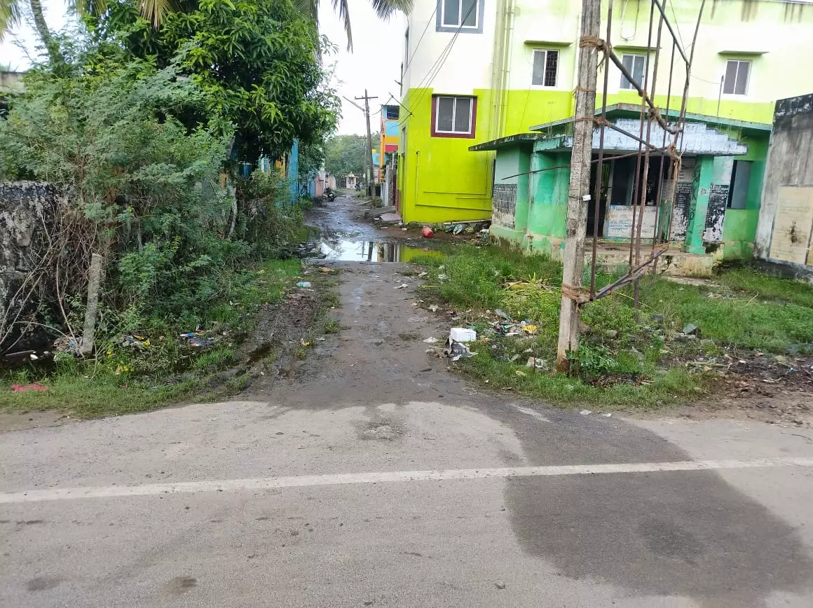 மண்சாலை சீரமைக்கப்படும்