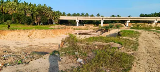 முறைகேடாக மண் எடுப்பதை தடுப்பார்களா?