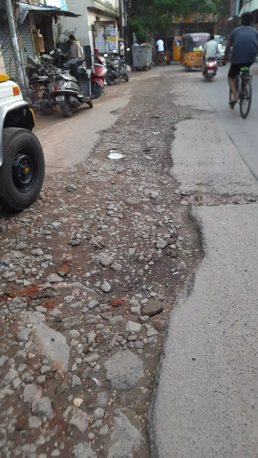 மோசமான சாலை மோசமான சாலை