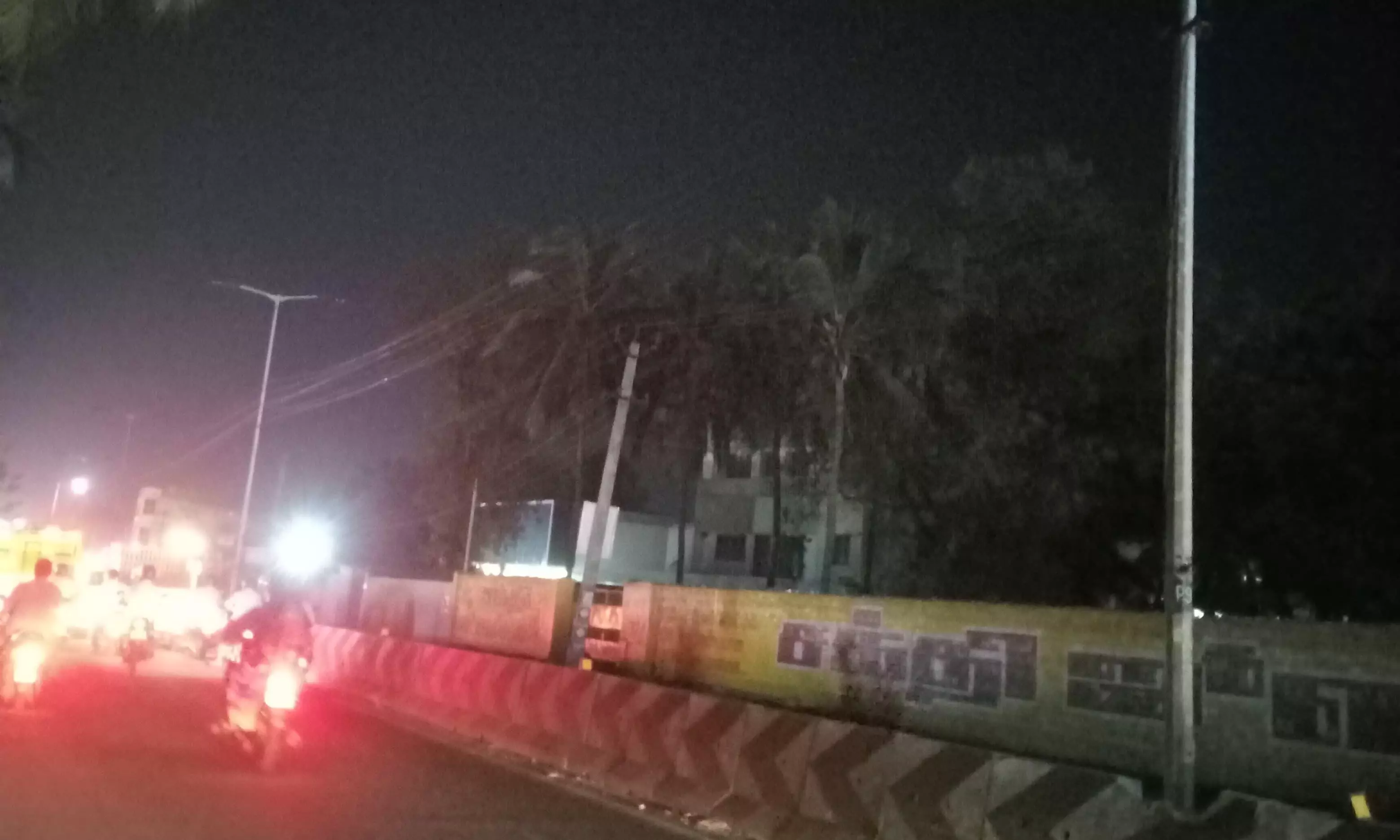 ஒளிராத விளக்குகள் ஒளிராத விளக்குகள்