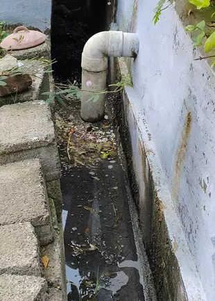 தேங்கி நிற்கும் கழிவுநீர்