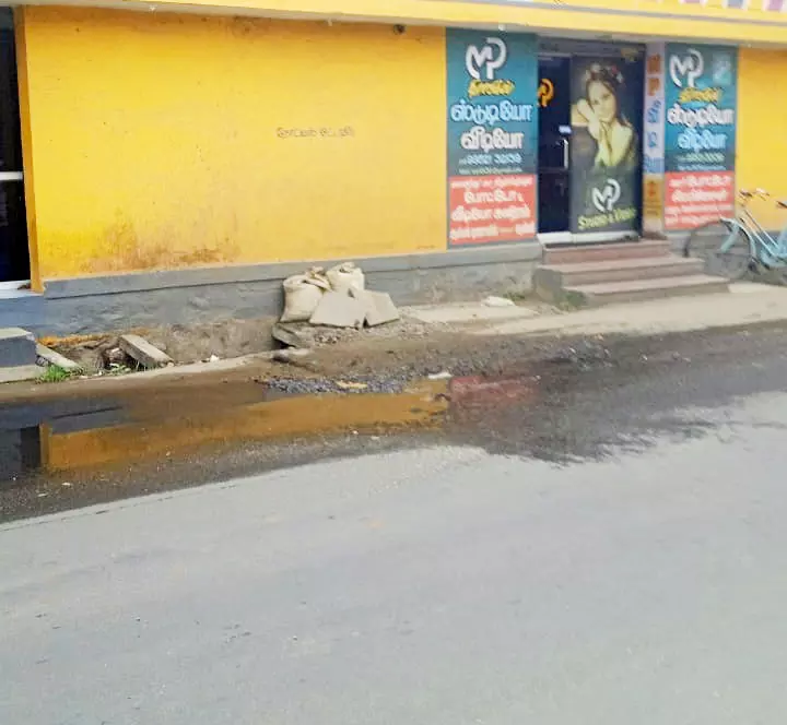 குழாய் உடைப்பால் வீணாகும் குடிநீர்