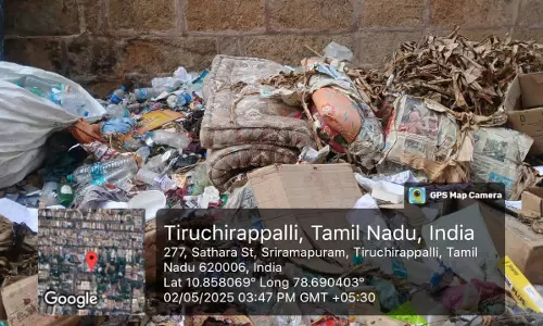 குவிந்து கிடக்கும் குப்பைகள்
