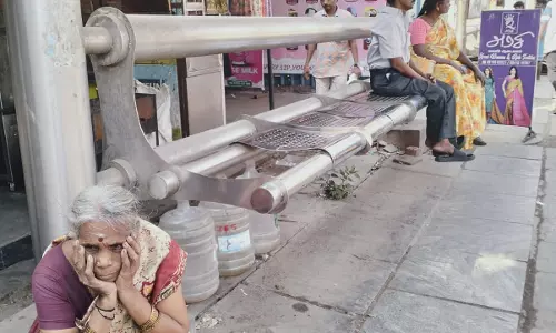 பயணிகள் அவதி