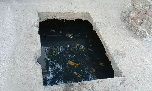 திறந்த நிலையில் சாக்கடை கால்வாய்