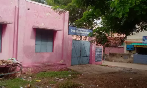 பள்ளி வளாகம் தூய்மைப்படுத்தப்படுமா?