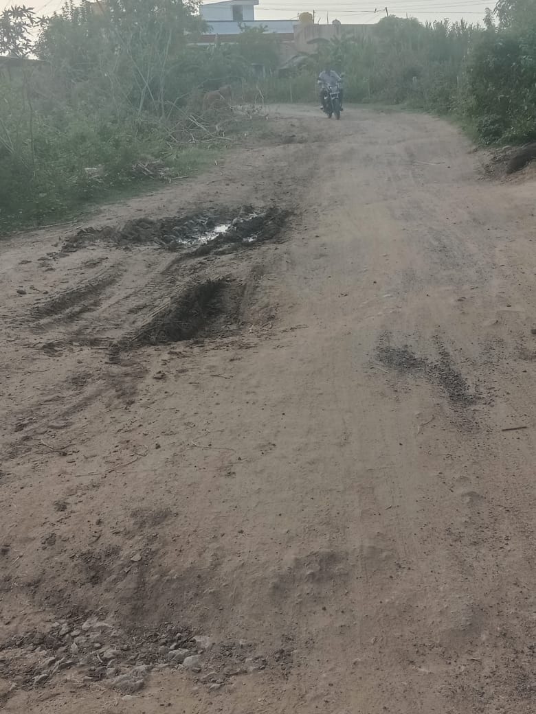 மோசமான சாலை