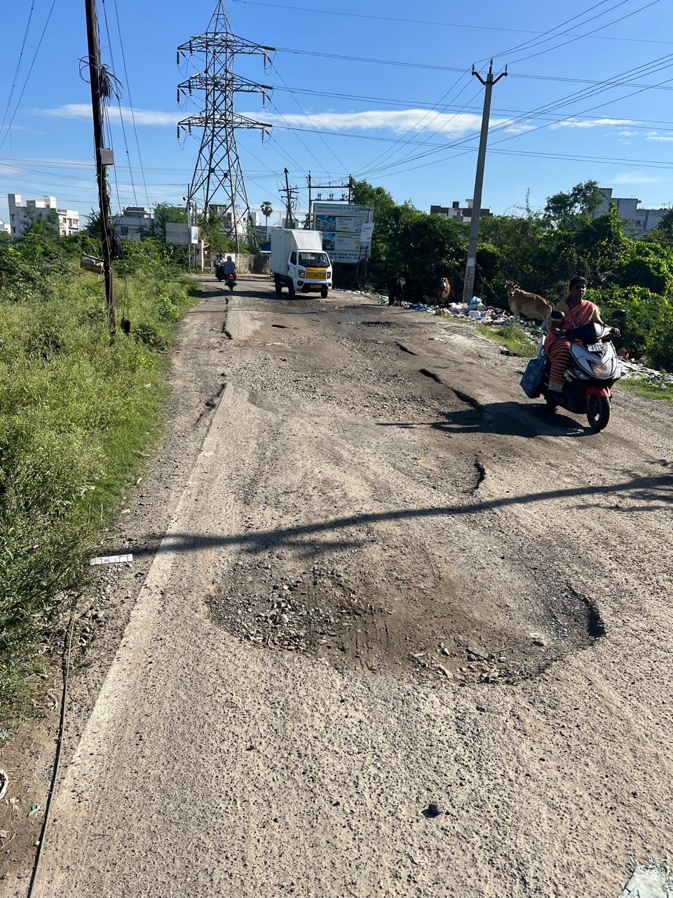 பல்லாங்குழி சாலை பல்லாங்குழி சாலை