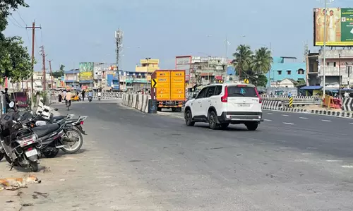 அறிவிப்பு பலகை வைக்க வேண்டும்